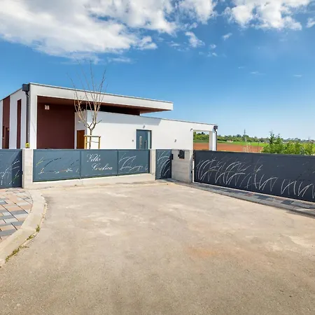 Holiday home Strandnahe Grofica Mit Whirlpool Und Grill *
