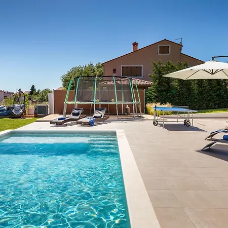 Strandnahe Grofica Mit Whirlpool Und Grill *